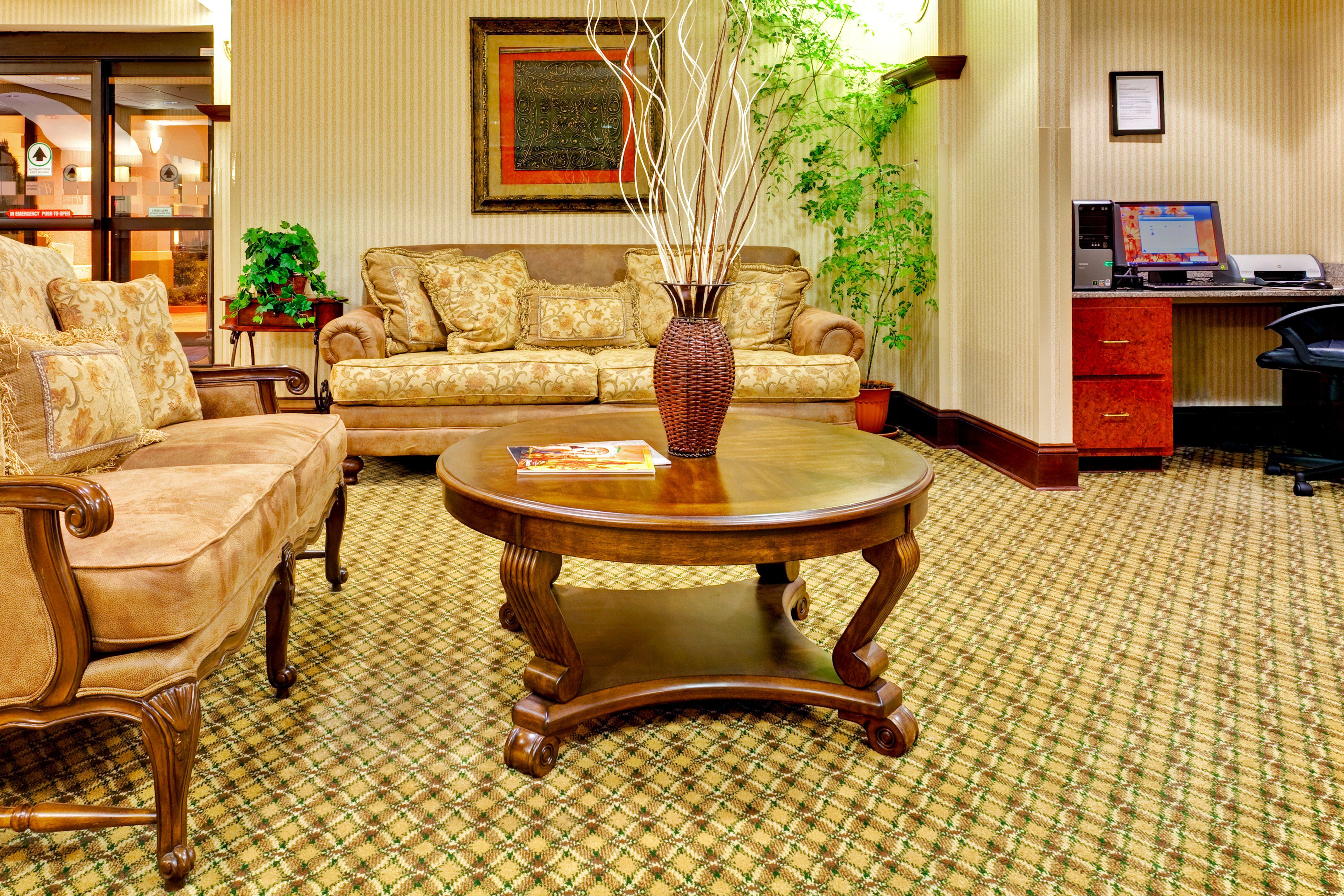 Holiday Inn Express & Suites Greenwood Dalaman gambar